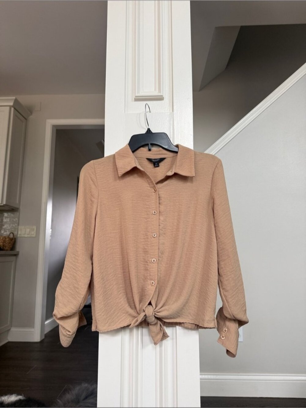Simply Vera Vera Wang Tan Button-Down Lightly Textured Blouse XS